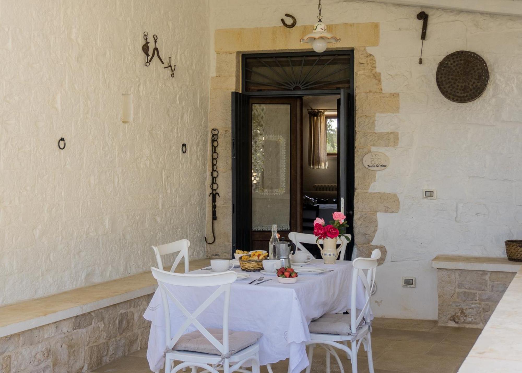 Trulli Angela Apartment Locorotondo Exterior photo